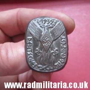 & German Hitler Youth HJ TINNIE BADGE Deutsches Jugendfest 1935 - genuine !