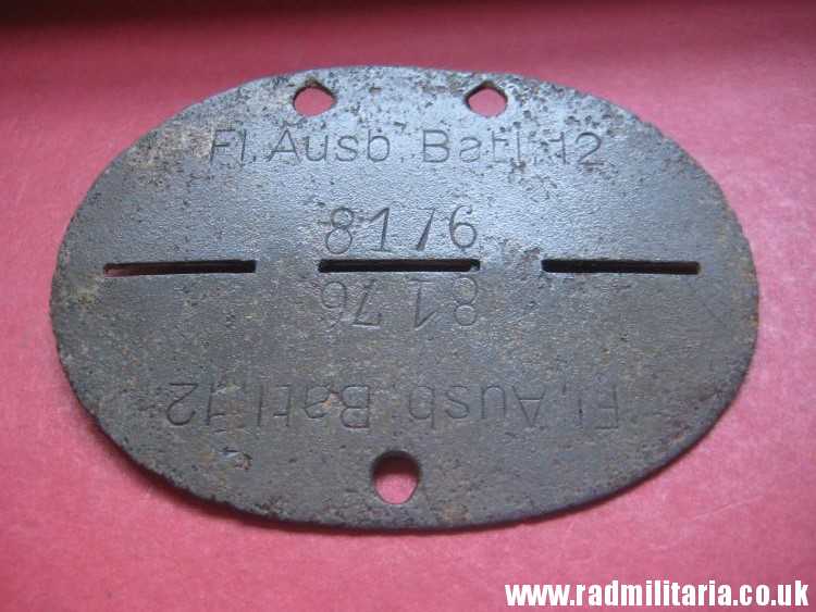 & original German Luftwaffe Batallion DOG TAG – ID DISC: Fl. Ausb. Batl.12 8176 - metal detecting find. - Image 5
