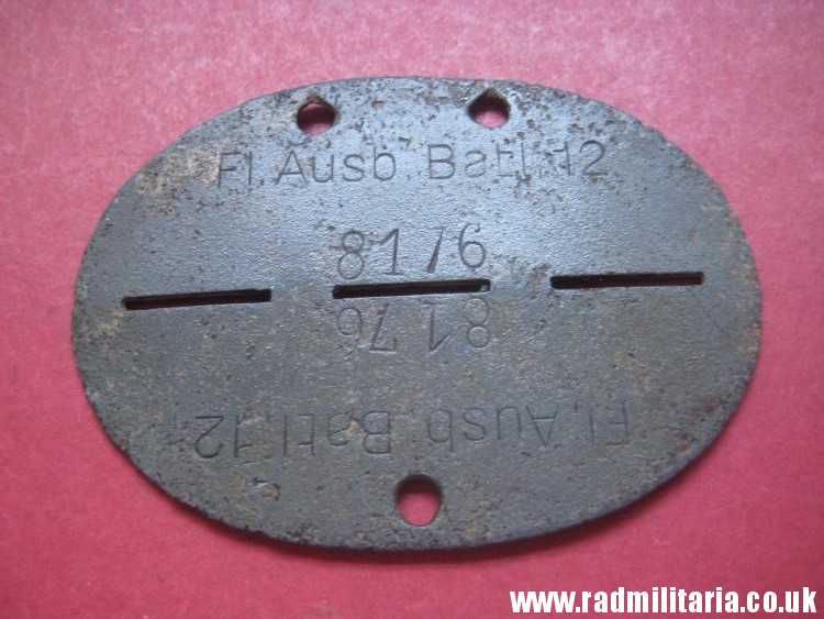 & original German Luftwaffe Batallion DOG TAG – ID DISC: Fl. Ausb. Batl.12 8176 - metal detecting find. - Image 12