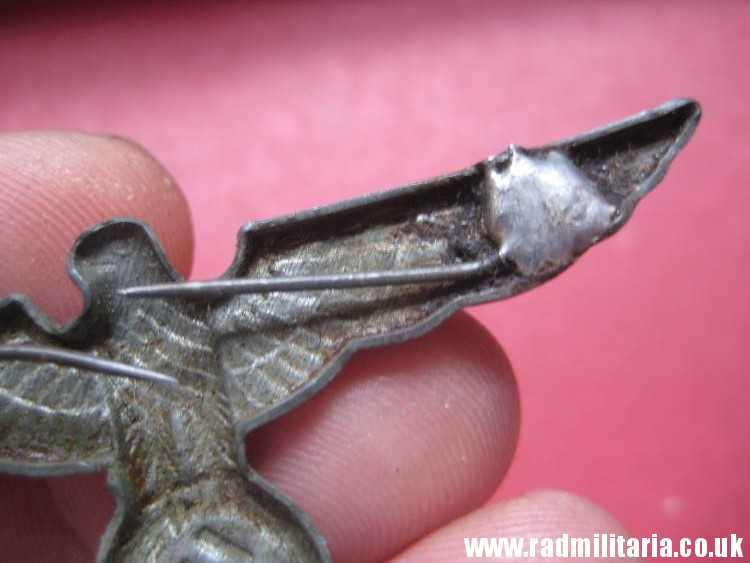 & WW2 original German Wehrmacht EAGLE CAP BADGE in good condition, no maker marks - zinc. - Image 11