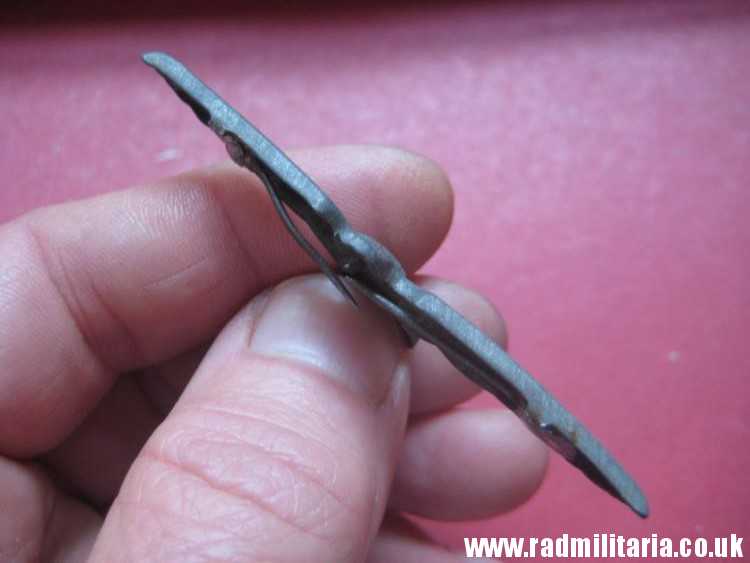 & WW2 original German Wehrmacht EAGLE CAP BADGE in good condition, no maker marks - zinc. - Image 6