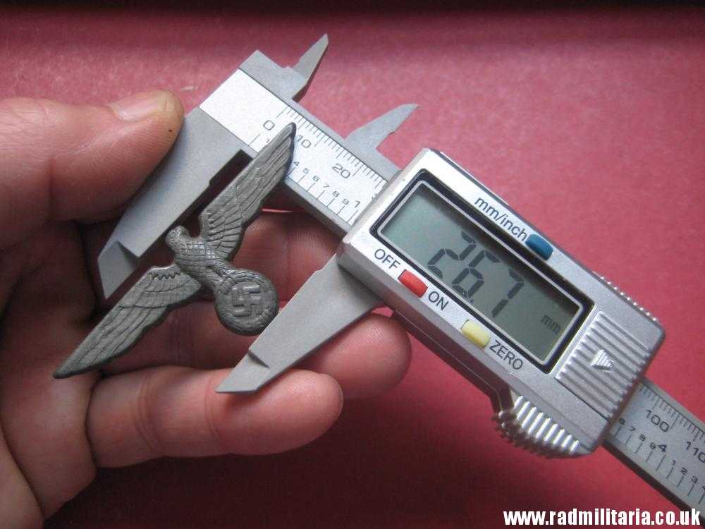 & WW2 original German Wehrmacht EAGLE CAP BADGE in good condition, no maker marks - zinc. - Image 19