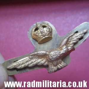 & WW2 Royal Air Force BADGE RAF original badge with maker mark: LUDLOW LONDON, rare. Genuine !!