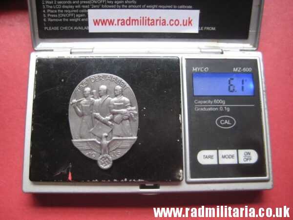 & WW2 original German TINNIE BADGE - Tag Der Arbeit 1935, maker: WILH. A. JAGER FRANKFURT A. M. - Image 9