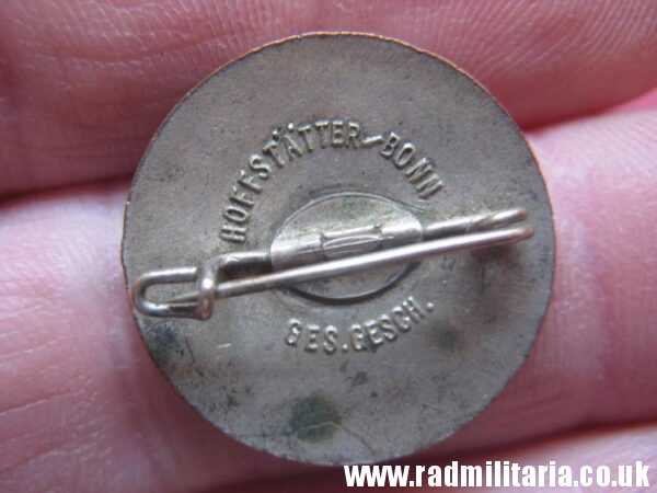 & original WW2 German SA (SturmAbteilung) brown TIE with enamel NSDAP membership badge, as found - 100% genuine. - Image 34