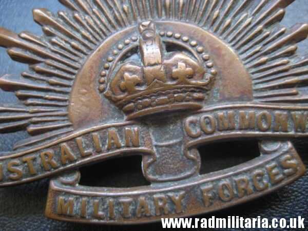 & WW1 Australian RISING SUN BADGE Cap Badge, marked: Stokes Melb. original !! - Image 5