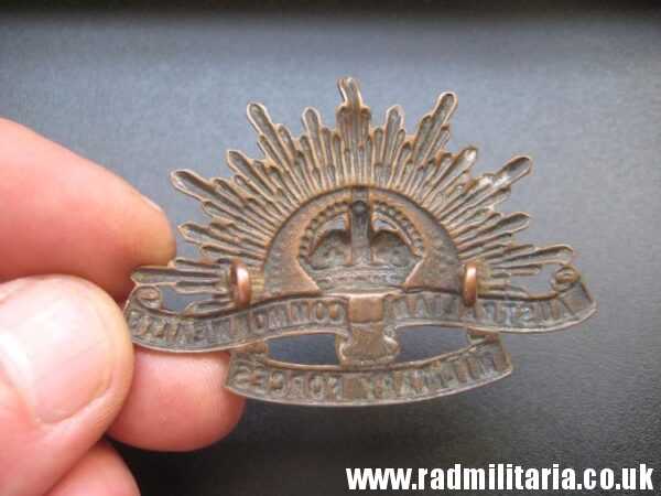 & WW1 Australian RISING SUN BADGE Cap Badge, marked: Stokes Melb. original !! - Image 12