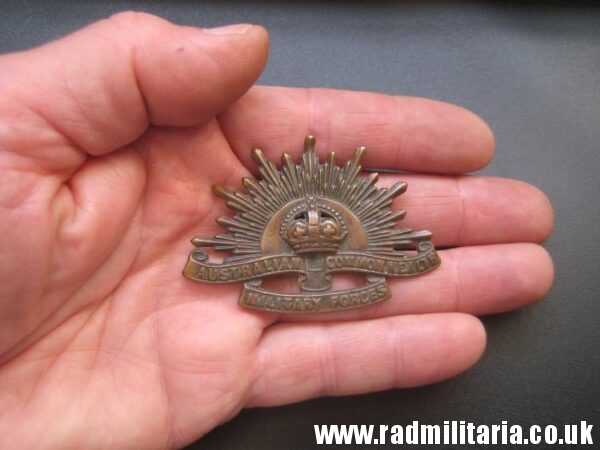 & WW1 Australian RISING SUN BADGE Cap Badge, marked: Stokes Melb. original !! - Image 15