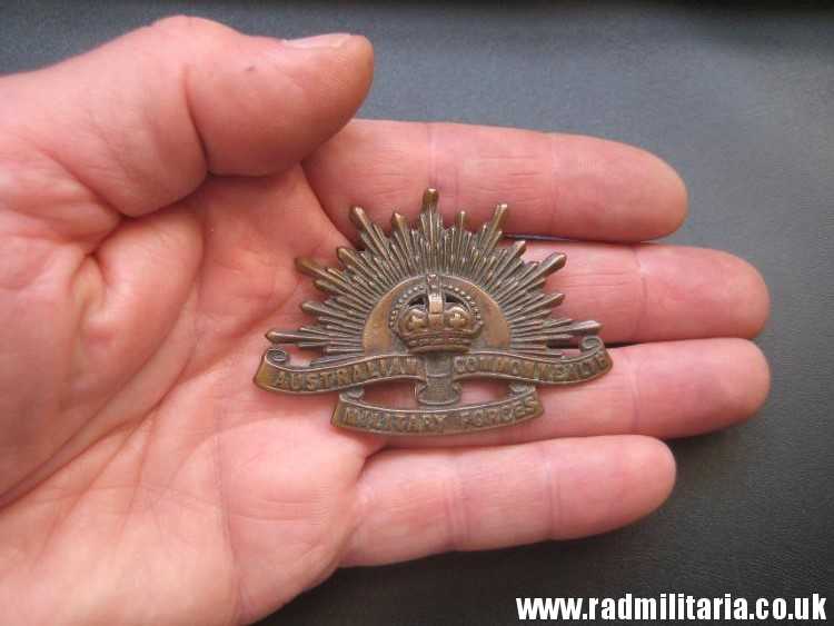 & WW1 Australian RISING SUN BADGE Cap Badge, marked: Stokes Melb. original !! - Image 15