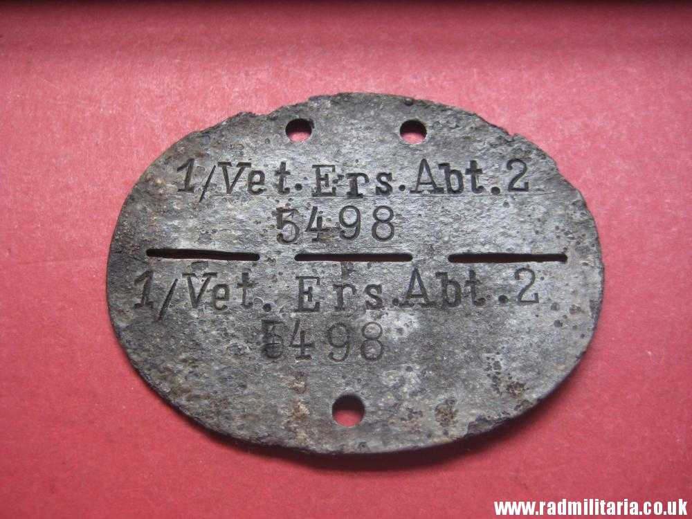 & original German DOG TAG – ID DISC in poor condition: 1/Vet.Ers.Abt.2 5498 - metal detecting find. - Image 7