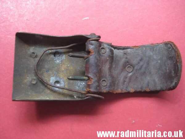 & WW1 German BELT BUCKLE with leather. 100% genuine - as found. Maker: ENDERLICH. N. BERLIN. - Image 11