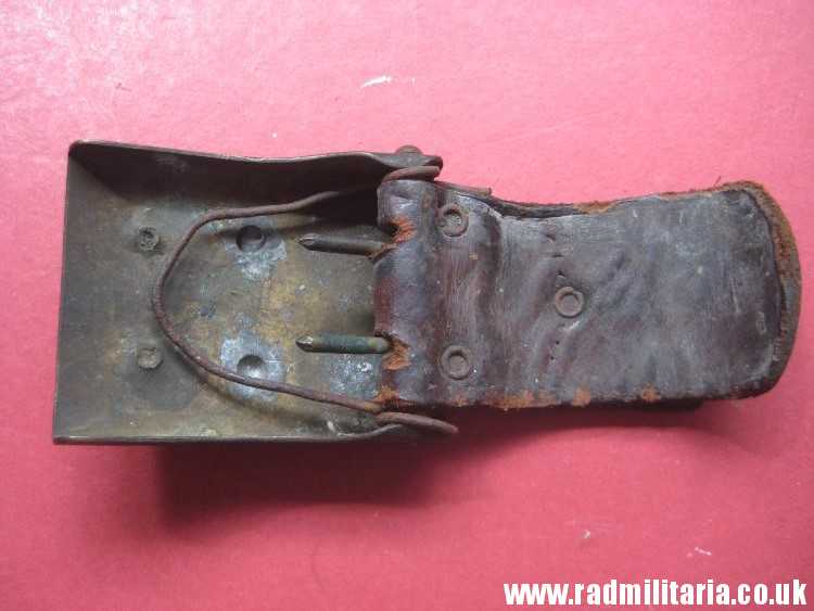 & WW1 German BELT BUCKLE with leather. 100% genuine - as found. Maker: ENDERLICH. N. BERLIN. - Image 11