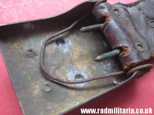 & WW1 German BELT BUCKLE with leather. 100% genuine - as found. Maker: ENDERLICH. N. BERLIN. - Image 13