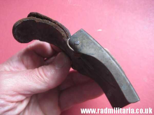 & WW1 German BELT BUCKLE with leather. 100% genuine - as found. Maker: ENDERLICH. N. BERLIN. - Image 20