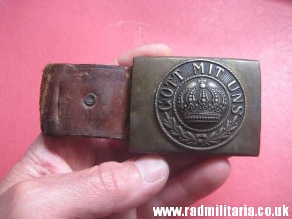 & WW1 German BELT BUCKLE with leather. 100% genuine - as found. Maker: ENDERLICH. N. BERLIN. - Image 26
