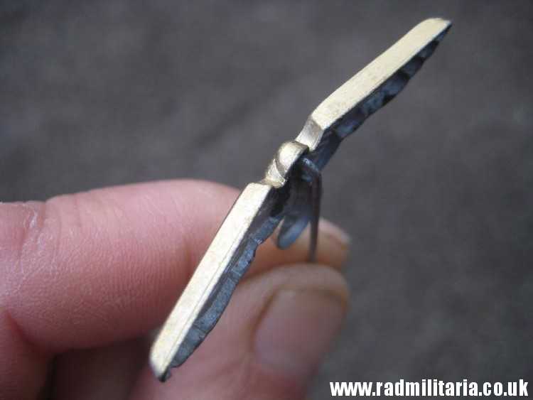 & original German KRIEGSMARINE EAGLE Cap BADGE - small size. - Image 17