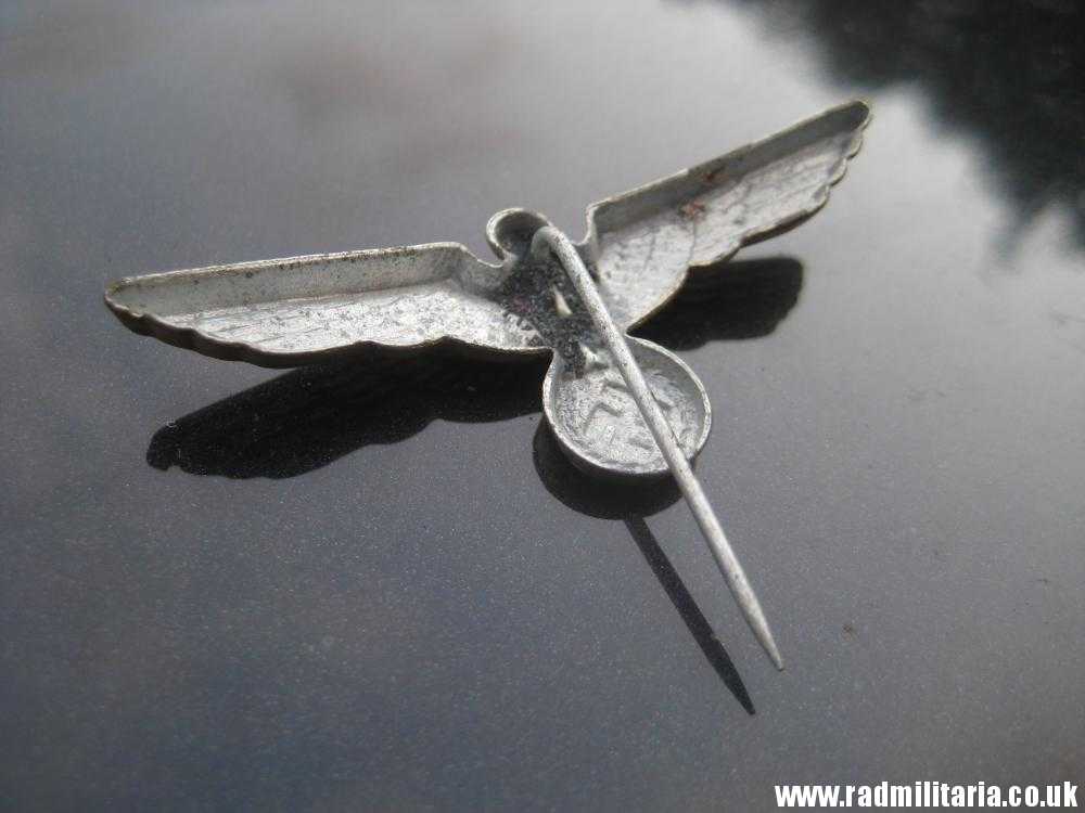 & original German KRIEGSMARINE EAGLE Cap BADGE - small size. - Image 23