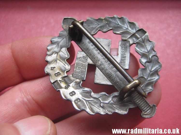 & WW2 German SA SPORT BADGE maker: BERG & NOLTE A.G. made of steel no. 482488 - genuine !! - Image 9