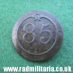 & original large size NAPOLEONIC 85th Infantry Regiment BUTTON with number - metal detecting find. FRANCE