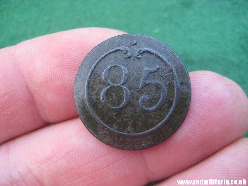 & original large size NAPOLEONIC 85th Infantry Regiment BUTTON with number - metal detecting find. FRANCE - Image 2