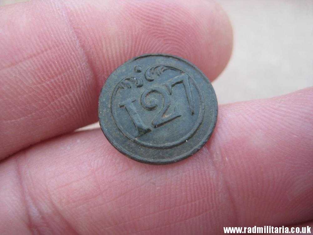 & original small NAPOLEONIC 127th Infantry Regiment BUTTON with number - metal detecting find. FRANCE