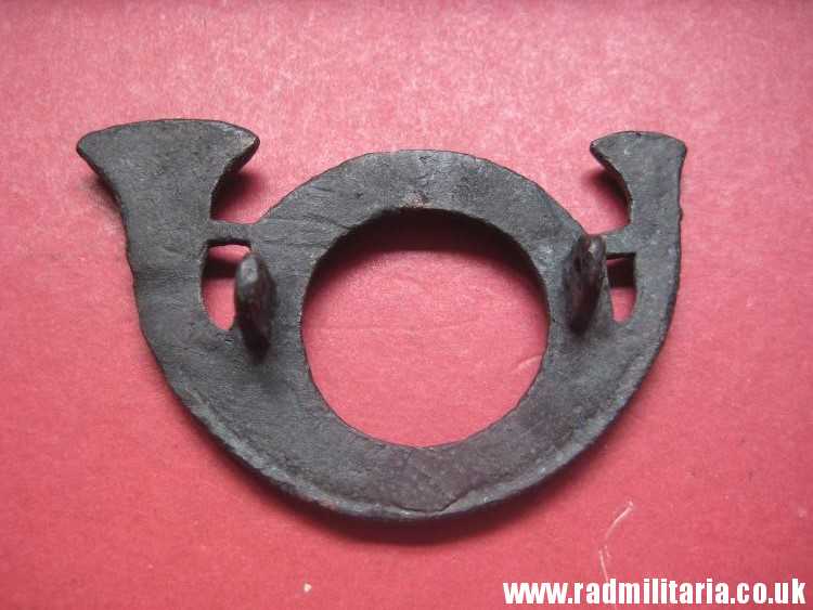 & original French ammunition pouch HORN METAL BADGE Voltiegeur of the Line, Napoleonic Wars. - Image 3
