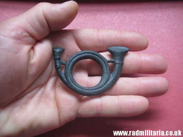 & original French ammunition pouch HORN METAL BADGE Voltiegeur of the Line, Napoleonic Wars.