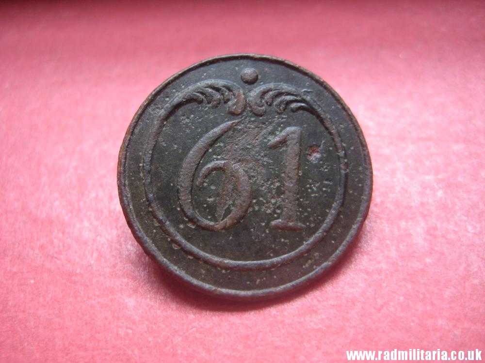 & original large size NAPOLEONIC 61st Infantry Regiment BUTTON with number - metal detecting find. FRANCE - Image 2