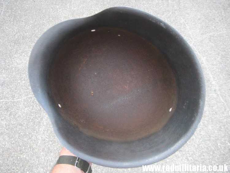 & original WW2 German steel HELMET M42 size 64. - Image 7