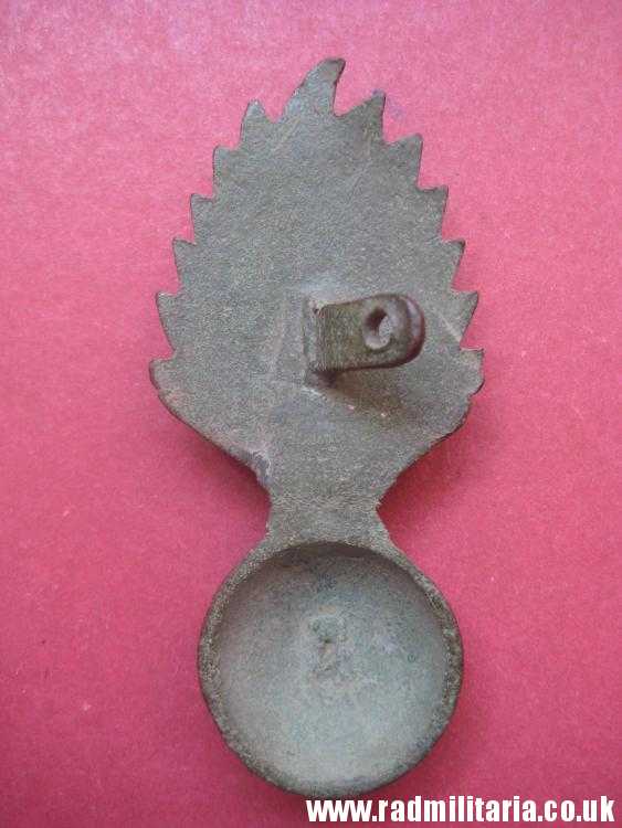 & original FLAMING GRENADE ammunition pouch METAL BADGE, Napoleonic Wars. - Image 8