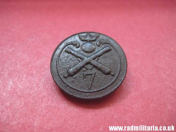 & original NAPOLEONIC 7th Artillery Regiment BUTTON with number and crossd Cannons - metal detecting find. FRANCE pre 1815 - Image 4
