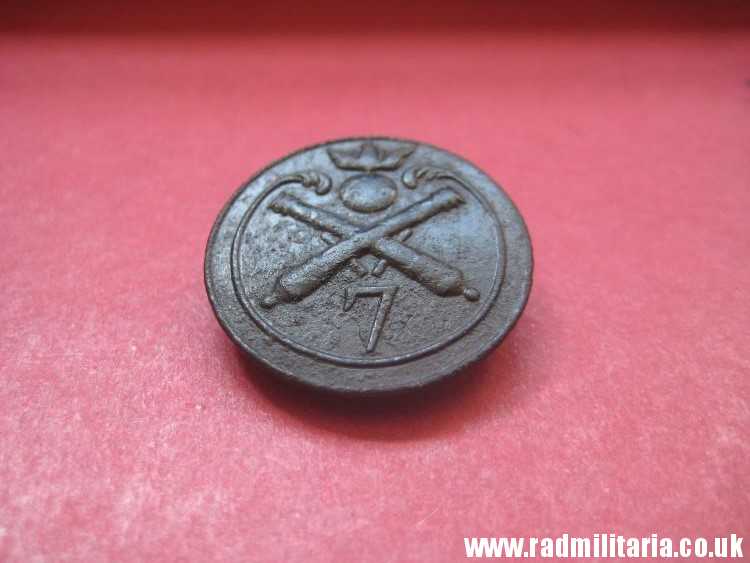 & original NAPOLEONIC 7th Artillery Regiment BUTTON with number and crossd Cannons - metal detecting find. FRANCE pre 1815 - Image 5