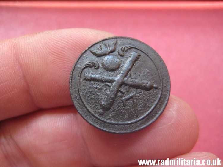 & original NAPOLEONIC 7th Artillery Regiment BUTTON with number and crossd Cannons - metal detecting find. FRANCE pre 1815 - Image 14
