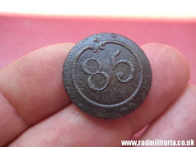 & original large size NAPOLEONIC 85th Infantry Regiment BUTTON with number - metal detecting find. FRANCE. - Image 2