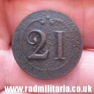 & original large size NAPOLEONIC 21st Infantry Regiment BUTTON with number - metal detecting find. FRANCE pre 1815