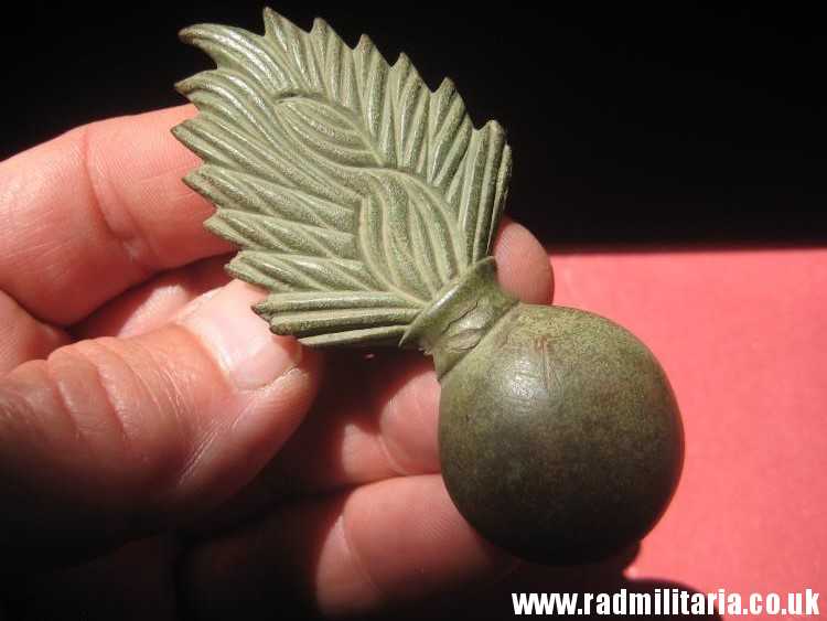 & original FLAMING GRENADE ammunition pouch METAL BADGE, Napoleonic Wars.