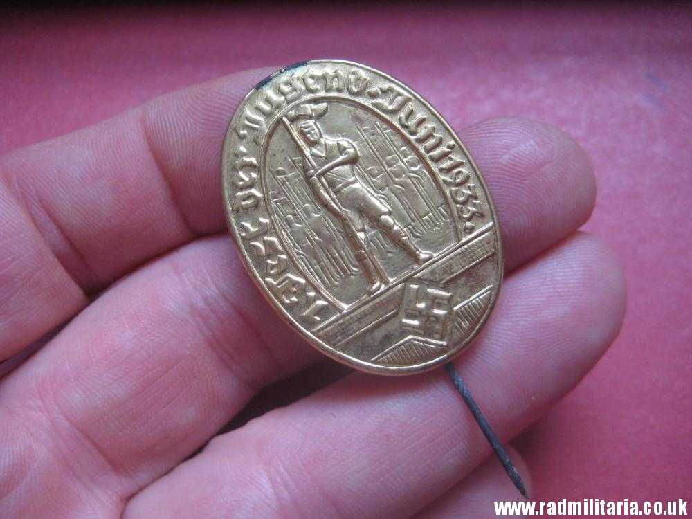 & pre WW2 German early HJ HitlerJugend gilded TINNIE BADGE - 1. Fest Der Jugend Juni 1933. - Image 7