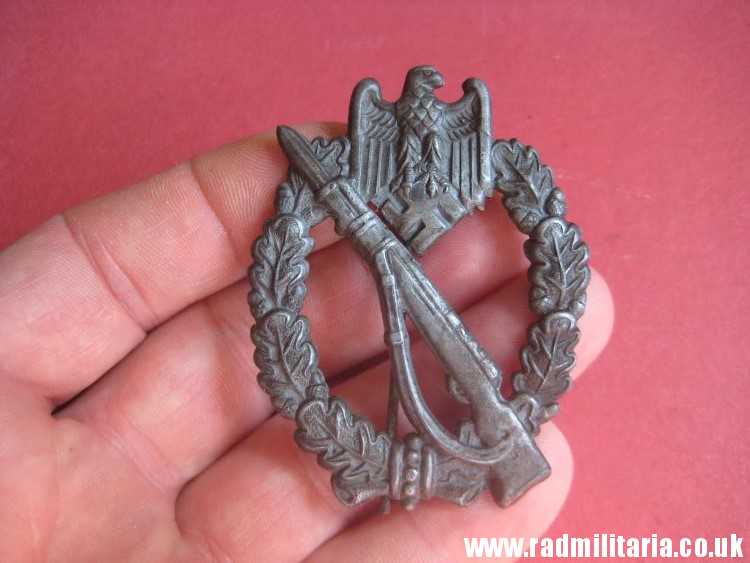 & original WW2 German INFANTRY ASSAULT BADGE rare pattern ZINC. - Image 2