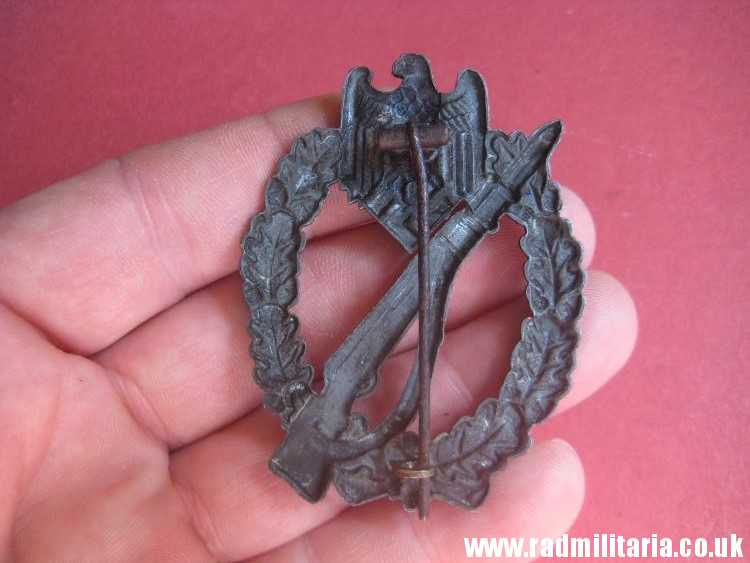 & original WW2 German INFANTRY ASSAULT BADGE rare pattern ZINC. - Image 3