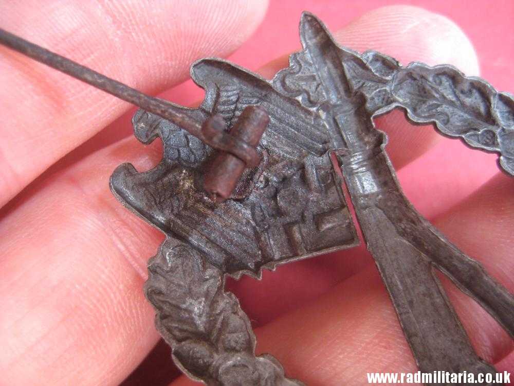 & original WW2 German INFANTRY ASSAULT BADGE rare pattern ZINC. - Image 8