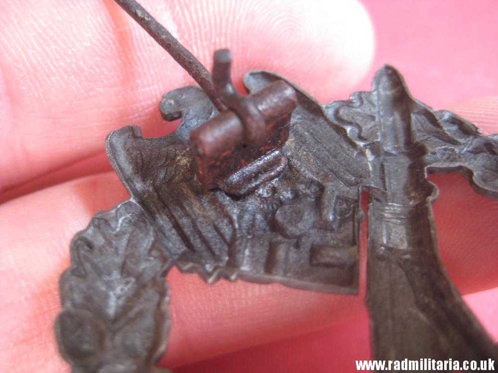 & original WW2 German INFANTRY ASSAULT BADGE rare pattern ZINC. - Image 9