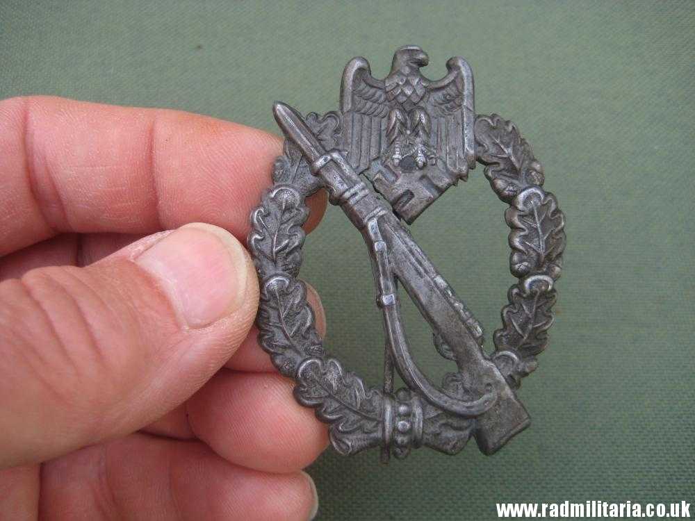 & original WW2 German INFANTRY ASSAULT BADGE rare pattern ZINC. - Image 28