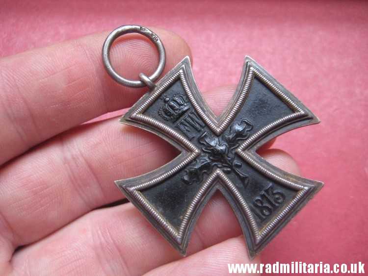& original WW1 German IRON CROSS 2nd class in good condition, SOLID SILVER frame, marked: "800 C.D." - genuine !! - Image 8
