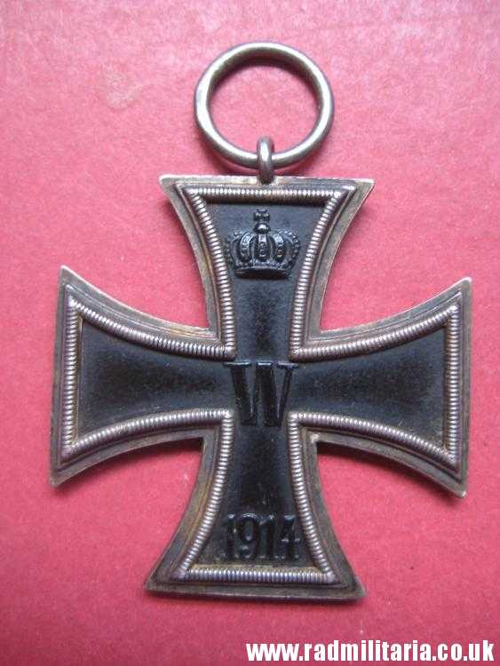 & original WW1 German IRON CROSS 2nd class in good condition, SOLID SILVER frame, marked: "800 C.D." - genuine !! - Image 19