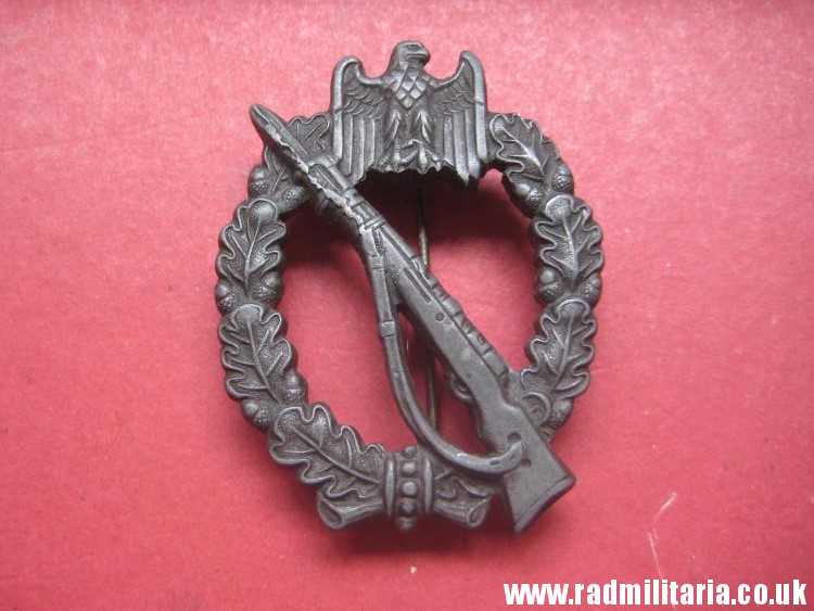 & original post WW2 German INFANTRY ASSAULT BADGE (removed swastika) in good used condition. - Image 2