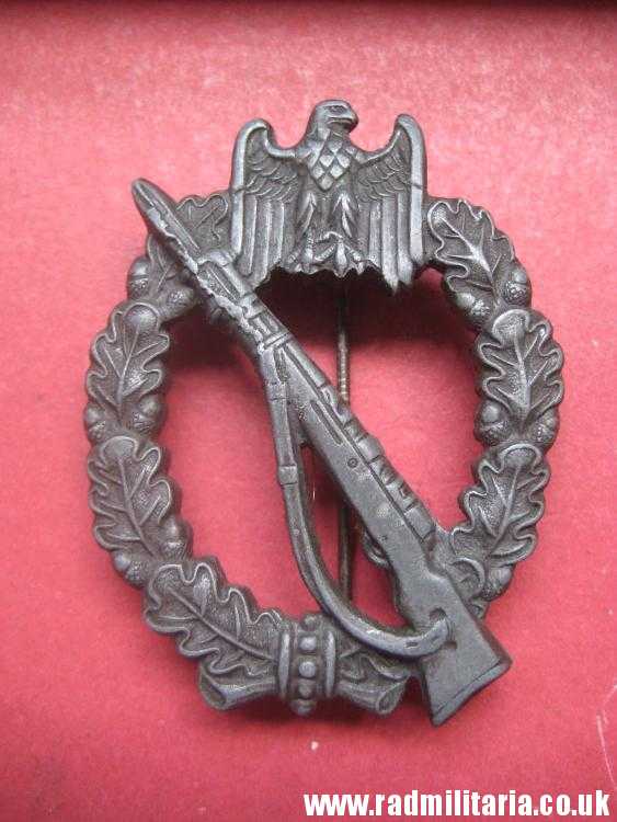 & original post WW2 German INFANTRY ASSAULT BADGE (removed swastika) in good used condition. - Image 5