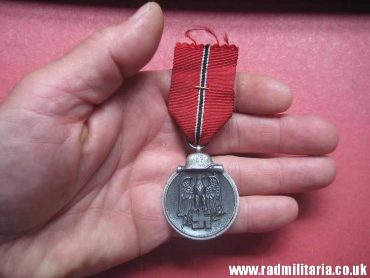 & WW2 German MEDAL - WINTERSCHLACHT IM OSTEN 1941/42 with original ribbon, maker: "65" - genuine ! - Image 5