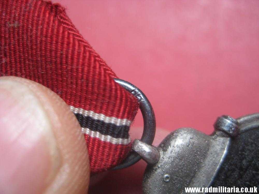 & WW2 German MEDAL - WINTERSCHLACHT IM OSTEN 1941/42 with original ribbon, maker: "65" - genuine ! - Image 9