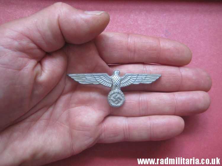 & WW2 original German Wehrmacht EAGLE CAP BADGE no maker marks, aluminum.