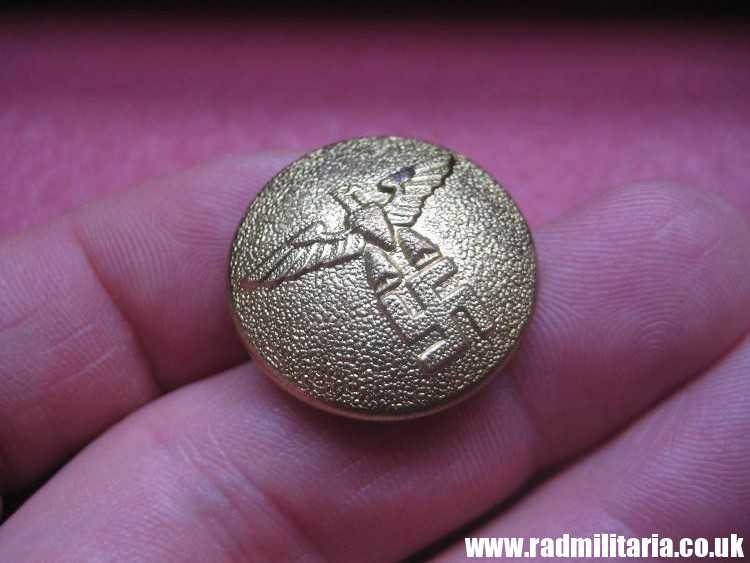 & WW2 German gold color NSDAP BUTTON large size, marked: RZM M5/65/5, very good condition.